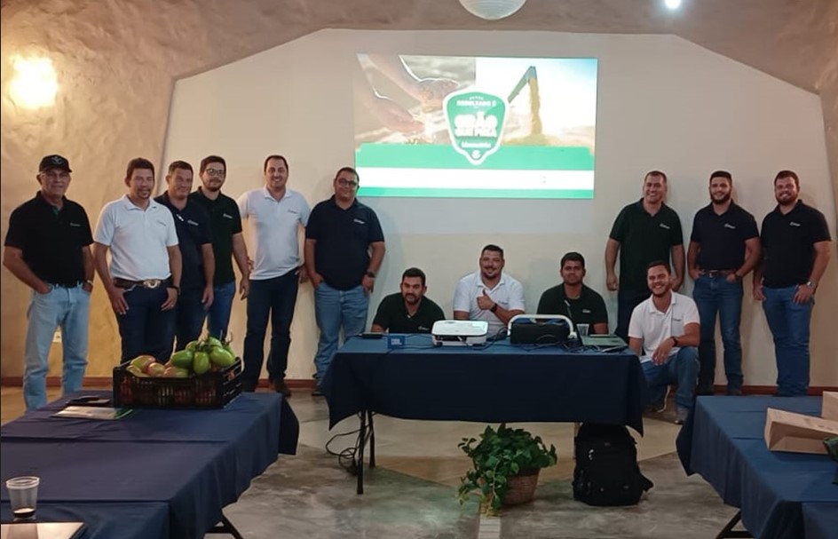 Sementes Biomatrix realiza encontro técnico em parceria com a Casa Bugre em Cristalina/GO