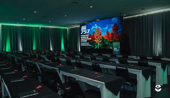 Sementes Biomatrix realiza um evento em Uberlândia para lançamento do sorgo BM757