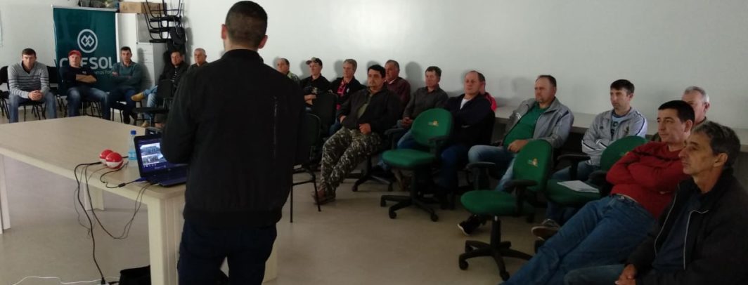 Palestra sobre silagem e alta qualidade em Cruzeiro do Iguaçu/PR